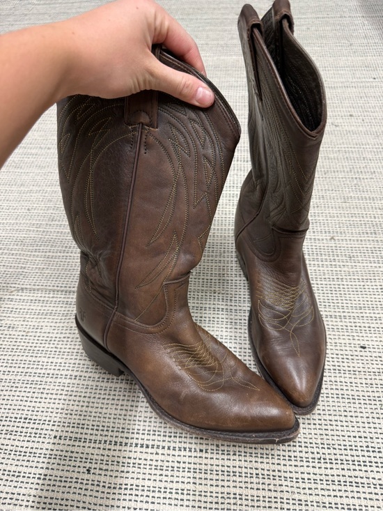 Frye Shoes - FRYE Women's Billy Pull On Brown Leather Western Boots Size 8B